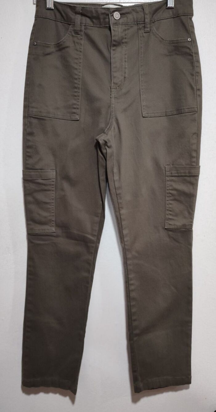 Re Generation Women’s Size 9/29 US High Rise Straight Leg Cargo Pants Green